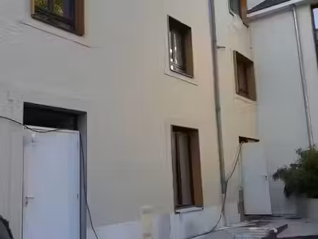 location appartement 2 pièces 42 m² à nantes (44000)  565 €
