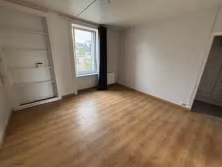 location appartement 2 pièces à cherbourg-octeville (50100) : à louer 2 pièces / 41m² cher