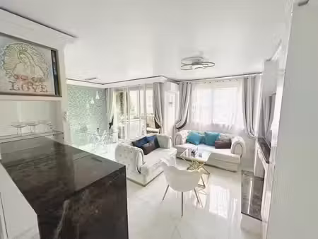 location meublée appartement 4 pièces 70 m² à montpellier (34000)  595 €