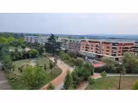 location meublée appartement 5 pièces 101 m² à cergy (95000)  600 €