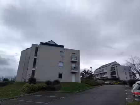 proche des commerces et du littoral