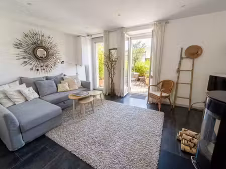 coup de cœur à ceyrat : maison cosy avec terrasse