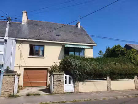 lanester : maison de ville 107 m² avec garage et potentiel d’agrandissement