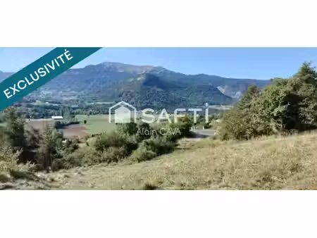 terrain de 3165m² dont 1644 m² de constructible