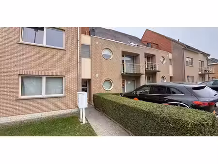 app. rez-de-chaussée à louer à erondegem pour € 975 avec 2 chambres à coucher