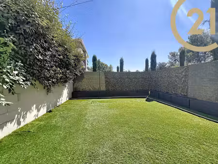 vente frejus - appartement 3 pieces avec parking et garage