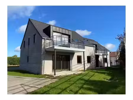 appartement à louer avec terrasse et 2 chambres   mellet (vbe67161)