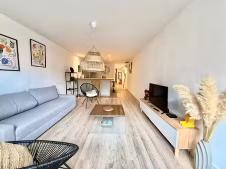 vauban le charme du 6e  entièrement rénové 55 m2