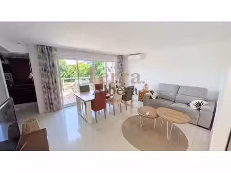 sorede centre appartement avec terrasse