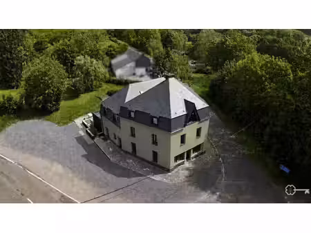 superbe bâtisse de 1850 (enveloppe rénovée en 2024) à halma