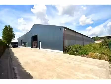 loods (850m²) te koop in het industriepark schatting te z...
