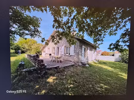 maison montussan 3 pièce(s) 79 m2 sur terrain 1268 m² piscinable