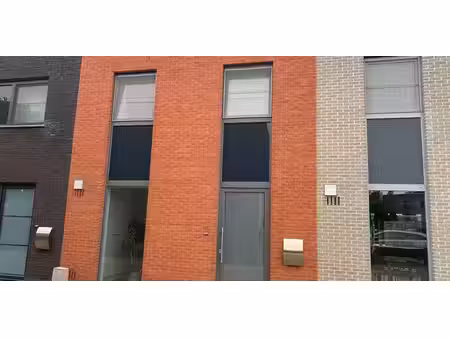 maison à louer à torhout pour € 975 avec 3 chambres à coucher