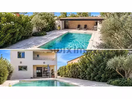 à 20 mn pied du centre d'uzès  une villa récente aux beaux v