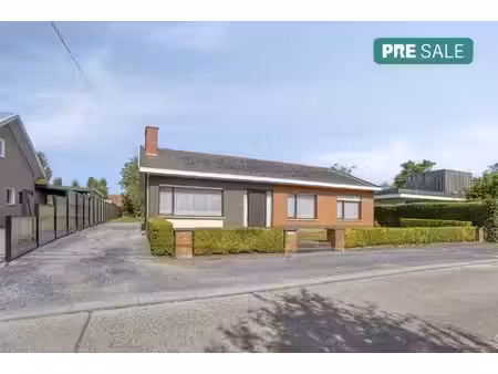 maison individuelle sur un beau terrain de 1 037 m² à denter