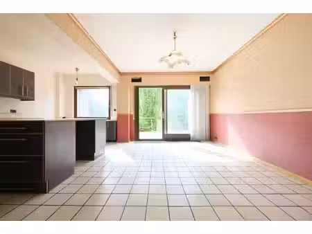 spacieuse maison avec garage et jardin !