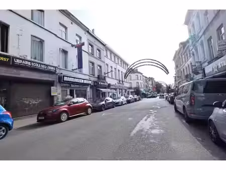 commerce de 100m² - rue marie christine