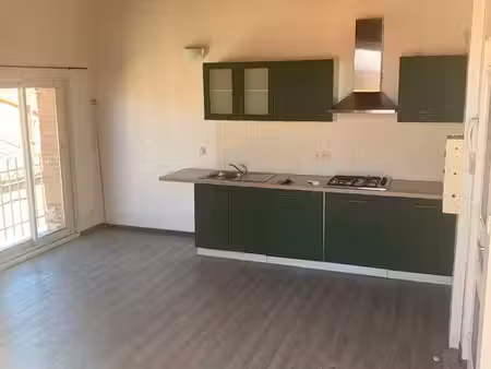 appart f2 canohes avec garage - 570