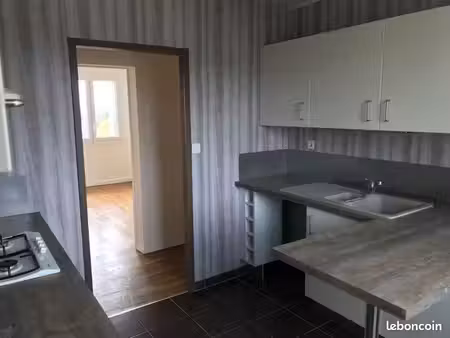 à louer – beau t3 67 m² proche centre alençon | ascenseur | cave | stationnement facile