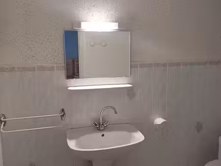 chambre meublée
