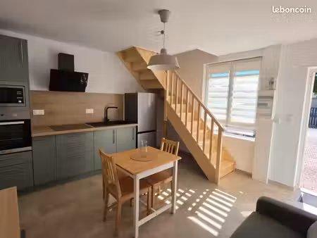 appartement meublé neuf – 40 m² – parking – proche gare et centre-ville