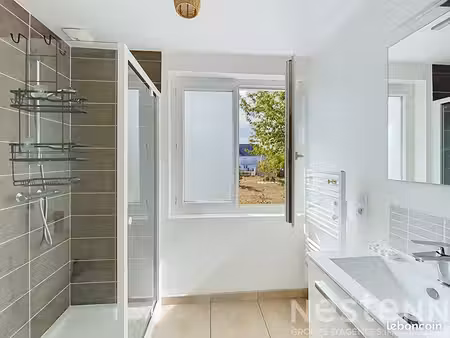 appartement 3 pièces 44 m²