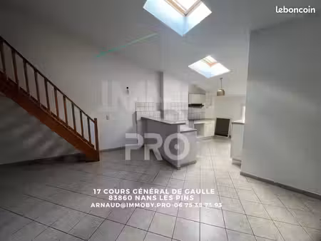 appartement 3 pièces 82 m²