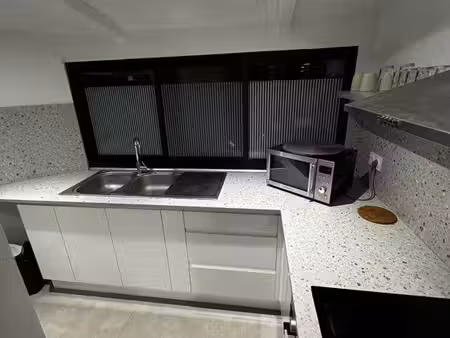 très joli studio