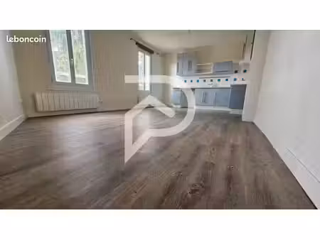 appartement 3 pièces 50 m²