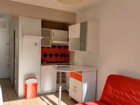 studio meublé lumineux avec parking – idéal étudiant(e) – rouen chauffage compris
