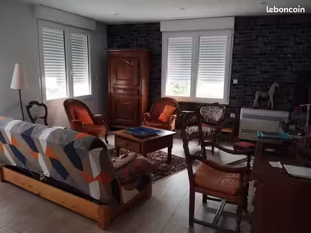grand t3 en triplex – 52 m² de pièce de vie – balcon + garage + 2 places de parking