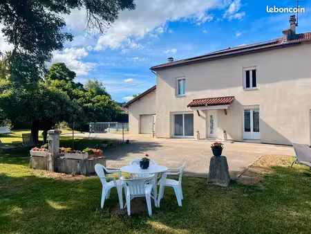 location maison rénovée meublée
