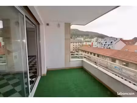 appartement 3 pièces 74 m²