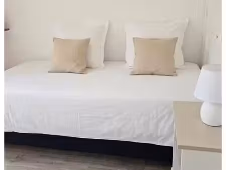 loue studio meublé