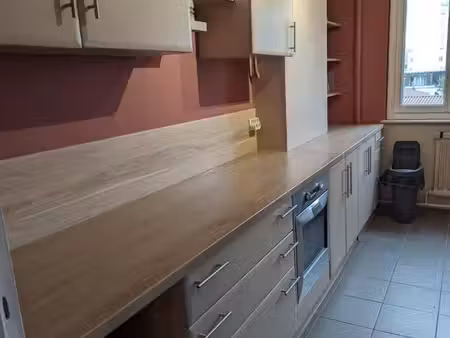 appartement meublé ++ traversant 2 chambres tout compris (chauffage+eau+charges) avec park