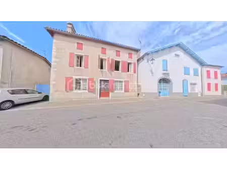 vente maison 8 pièces 183 m² à labastide-villefranche (64270)  200 000 €