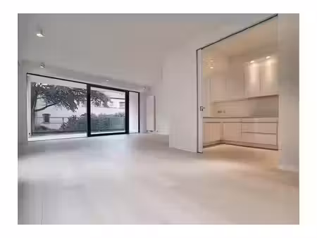 appartement à louer avec garage et terrasse   uccle (vbe67218)