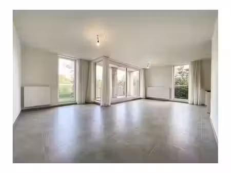 appartement à louer à hutsepotstraat 184 zwijnaarde (rbw90581)