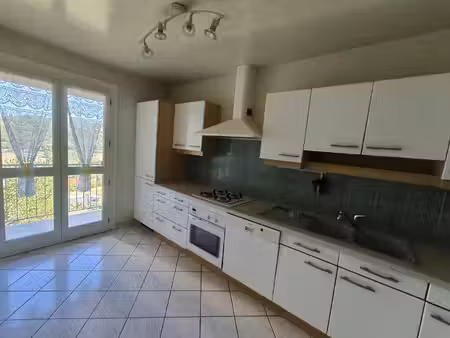 appartement saint-genest lerpt 4 pièce(s) 77.69 m2