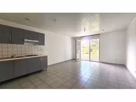 appartement saint genix les villages 3 pièce(s) - 56m² - jardin non attenant