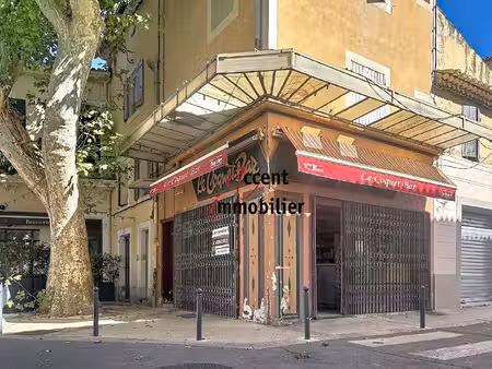 à vendre - murs et fonds de commerce -café / bar avec terrasse au coeur de cavaillon