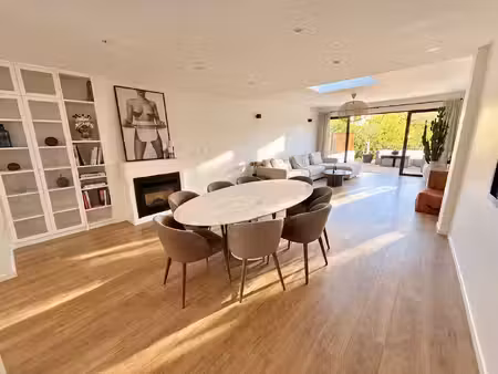 magnifique maison entierement renovee avec un jardin d'envir