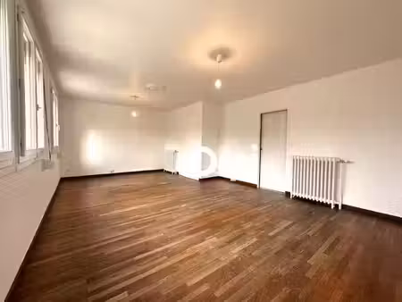 location maison 4 pièces 77.68 m² à belleu (02200)  960 €