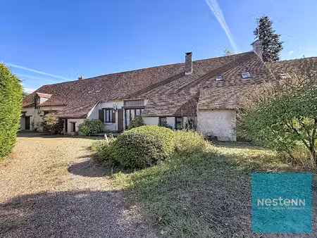 mosnes  magnifique longère de 335 m² avec gîte indépendant et terrain de 7 028 m²