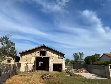 vente maison 1 pièce 200 m² à saint-ignat (63720)  129 000 €