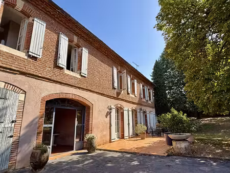 saint-juery - superbe maison de maître en briques  vue sur l