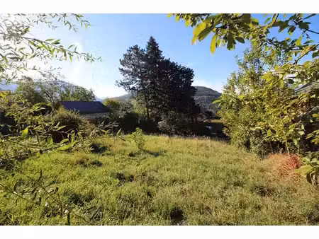saint-jean-d'arvey terrain constructible 542 m²