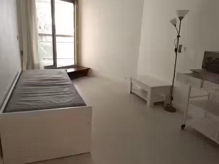 studio meuble