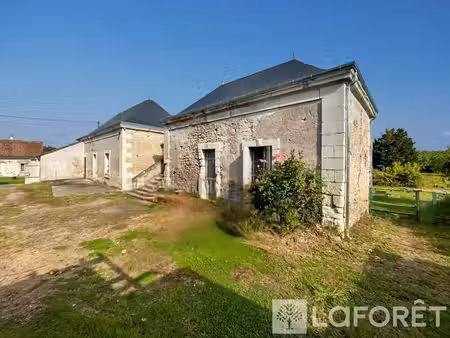 maison rivarennes 5 pièce(s) 140 m2 avec petite maison et grange sur beau terrain