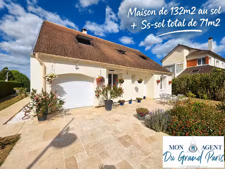 maison de 132m2 avec sous-sol total situee à toussus-le-noble proche buc et plateau de sac